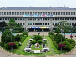 안산시, 중·고등학교 교복나눔 축제 개최 기사 이미지